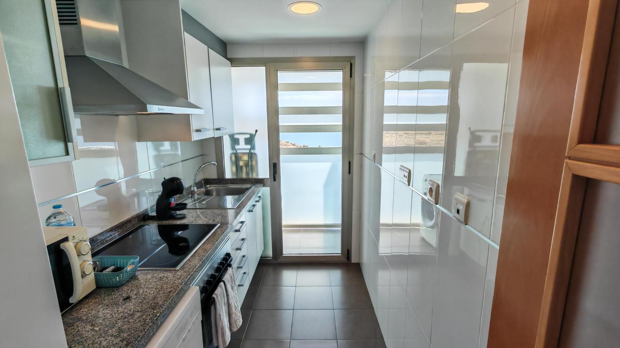 Benidorm High Rise Apartments - Sea Views - Torre Lugano Luaran gambar