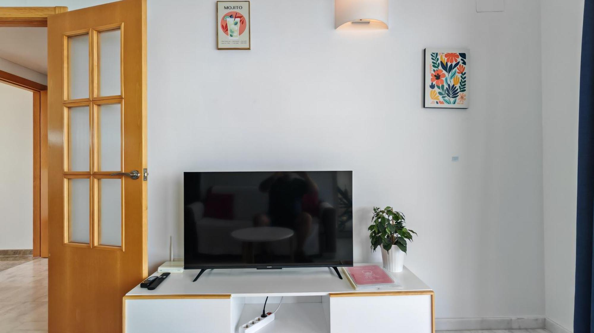 Benidorm High Rise Apartments - Sea Views - Torre Lugano Luaran gambar